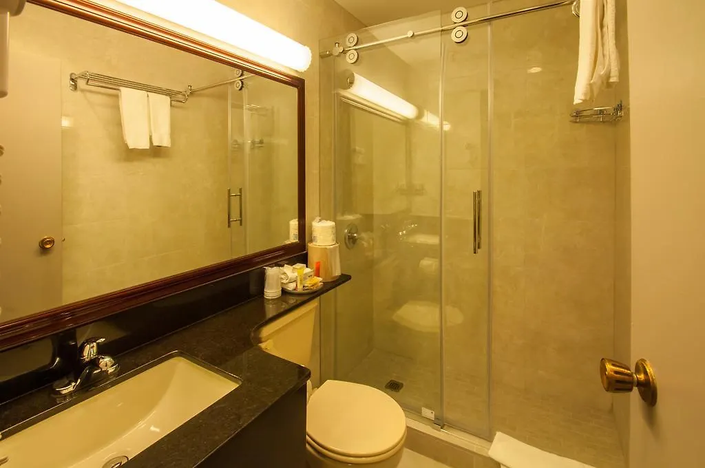 Hotel Best Western Airport Inn YYC